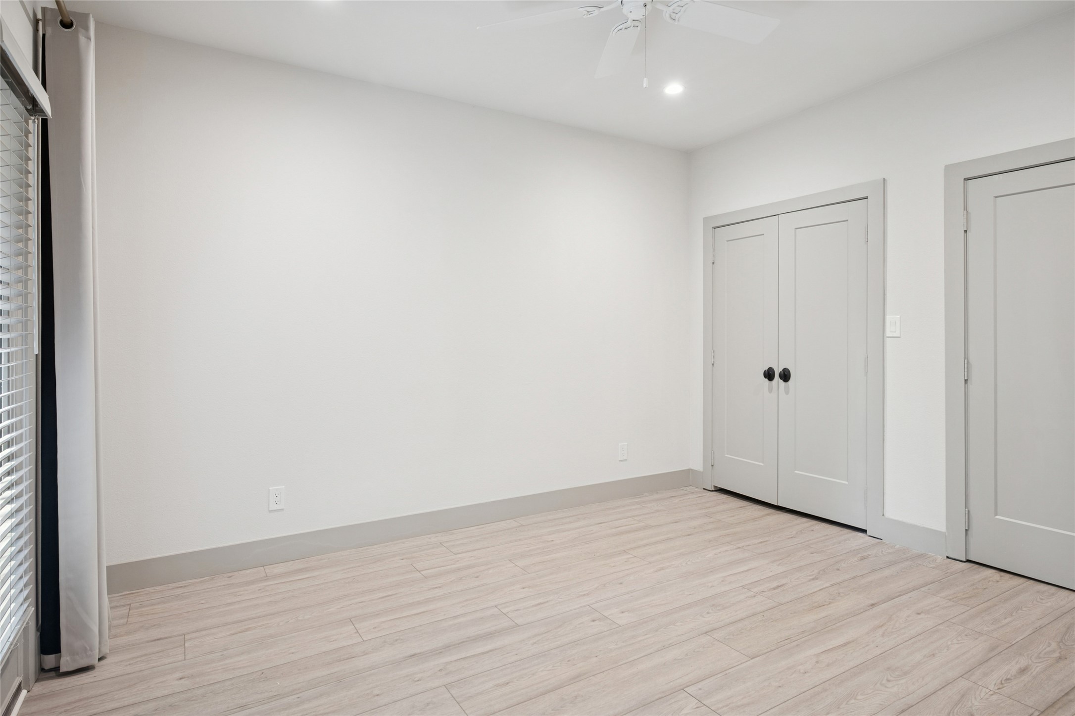 Highland Village, Texas, 75077, United States, 4 Bedrooms Bedrooms, ,3 BathroomsBathrooms,Residential,For Sale,1989492