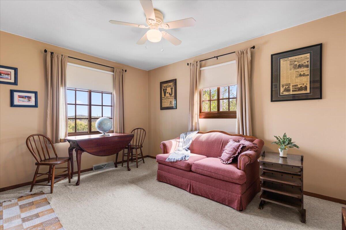 West Bend, Wisconsin, 53095, United States, 3 Bedrooms Bedrooms, ,2 BathroomsBathrooms,Residential,For Sale,1917208
