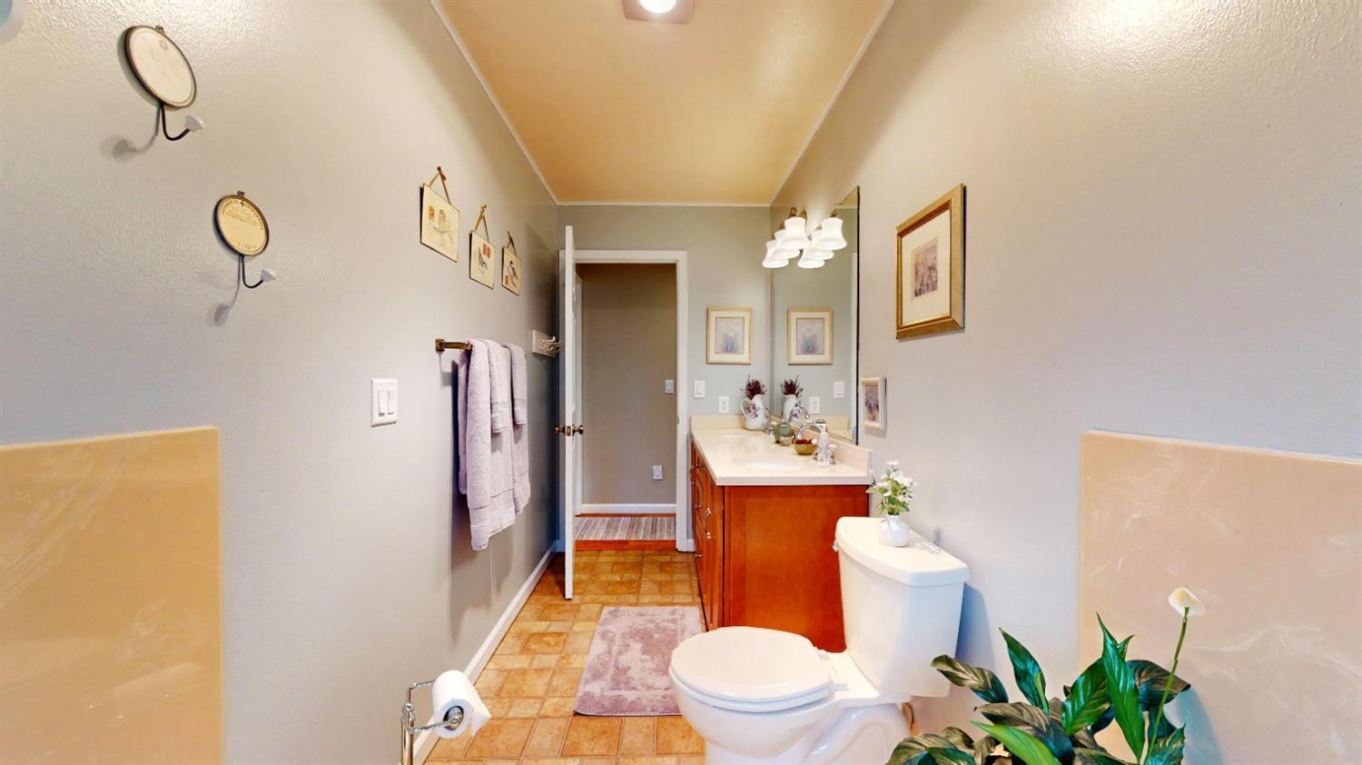 Penn Valley, California, 95946, United States, 3 Bedrooms Bedrooms, ,3 BathroomsBathrooms,Residential,For Sale,1758871