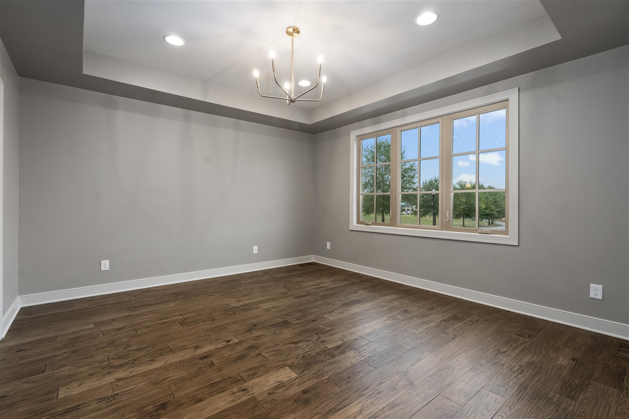 Bowling Green, Kentucky, 42103, United States, 3 Bedrooms Bedrooms, ,4 BathroomsBathrooms,Residential,For Sale,1941670