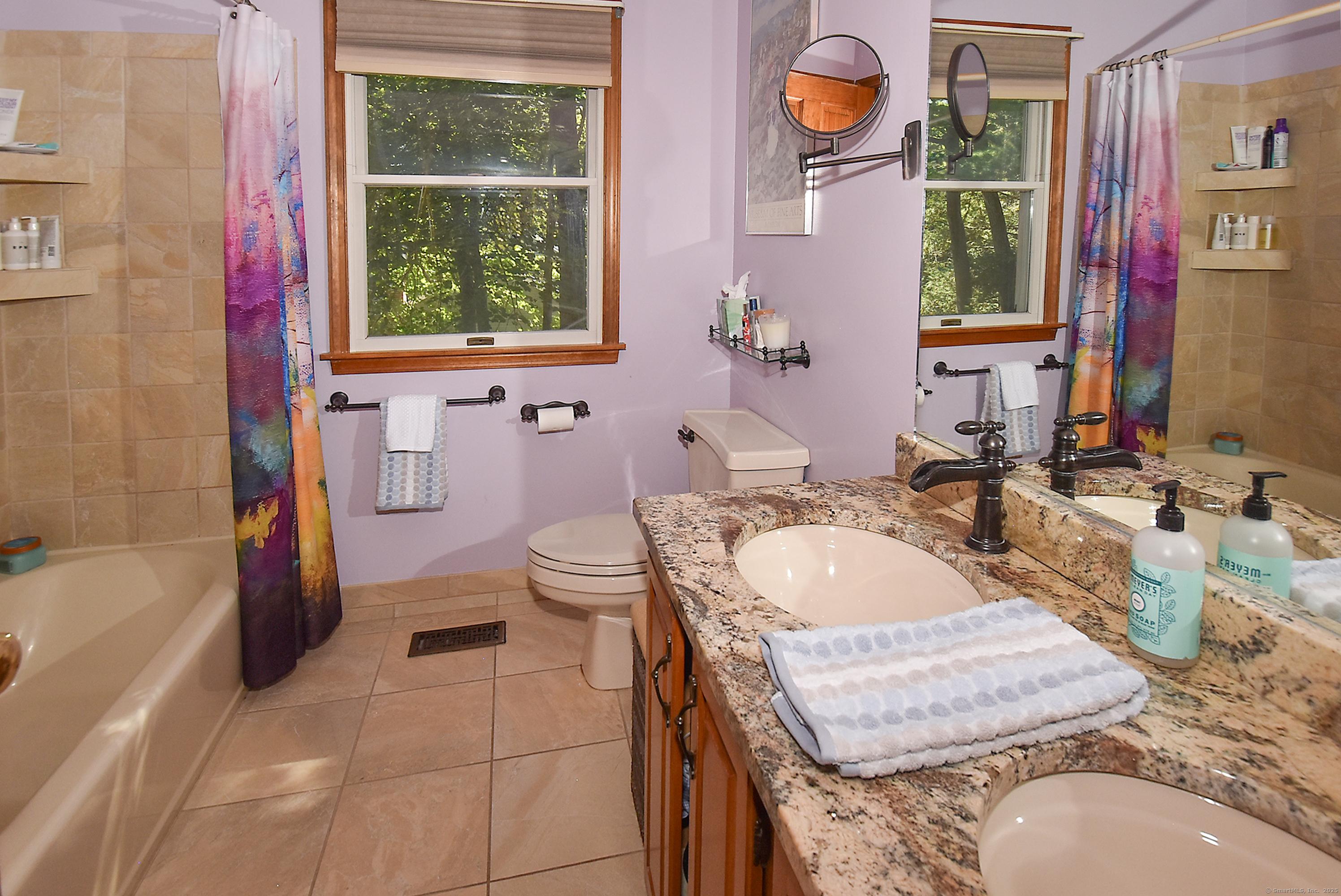 Windsor, Connecticut, 06095, United States, 4 Bedrooms Bedrooms, ,3 BathroomsBathrooms,Residential,For Sale,1936902