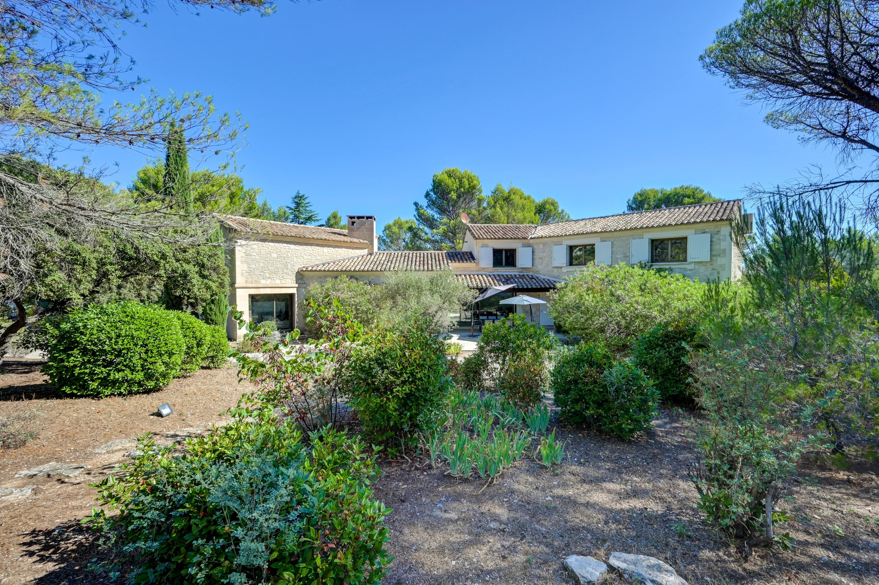 Eygalières, property located just a few minutes walk from the center - 物件實景