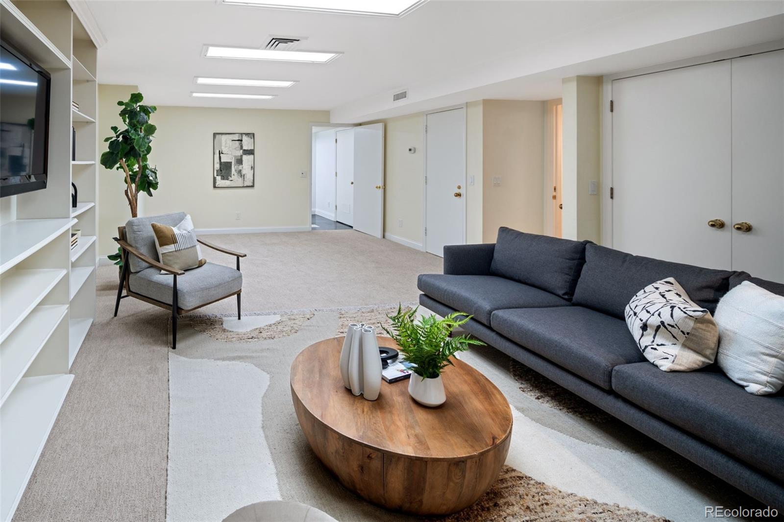Denver, Colorado, 80209, United States, 4 Bedrooms Bedrooms, ,2 BathroomsBathrooms,Residential,For Sale,1804683