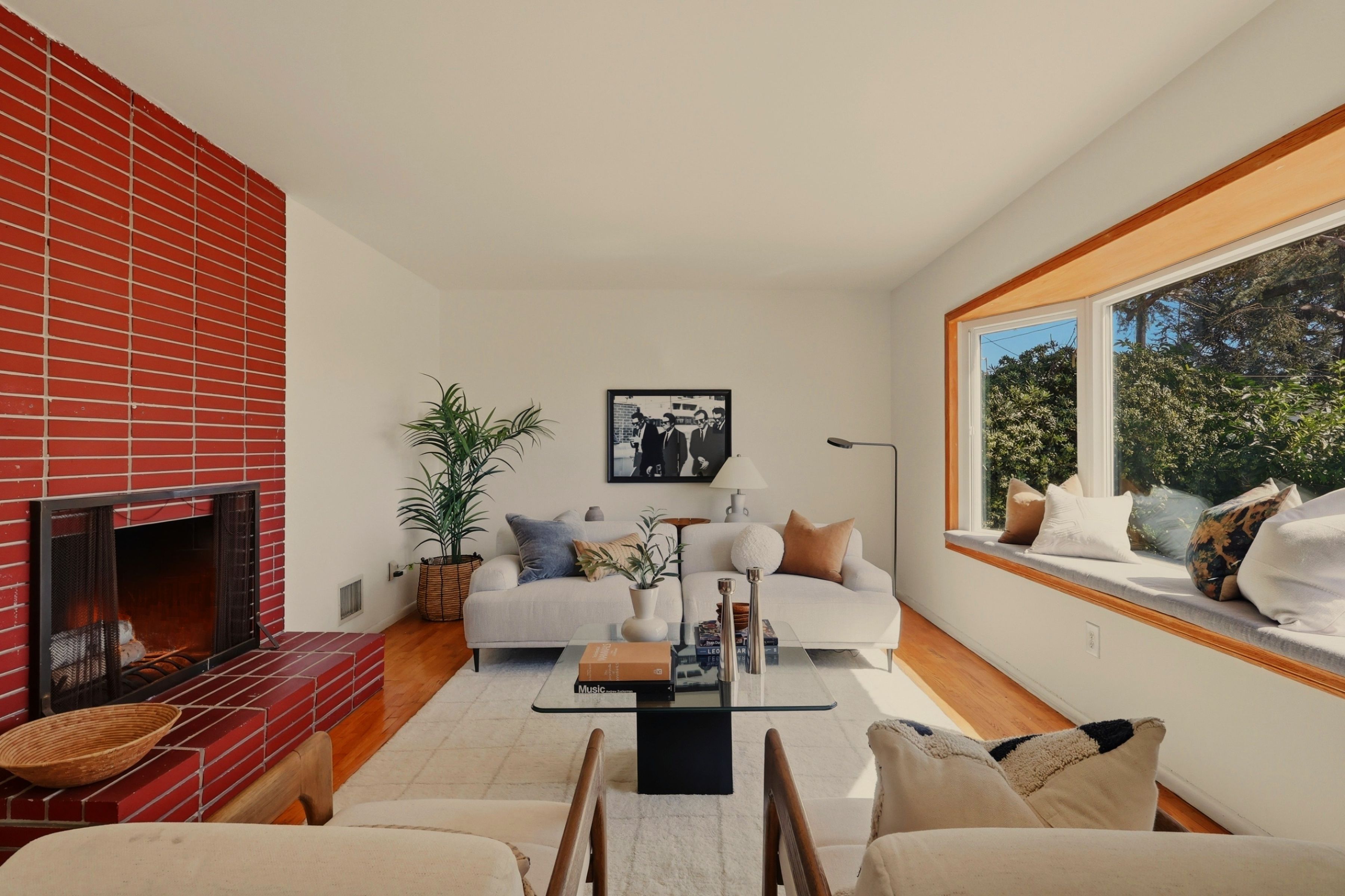 3907 Franklin Ave - 物件實景