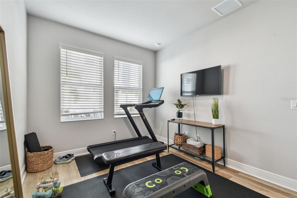 Sarasota, Florida, 34237, United States, 3 Bedrooms Bedrooms, ,4 BathroomsBathrooms,Residential,For Sale,1862311