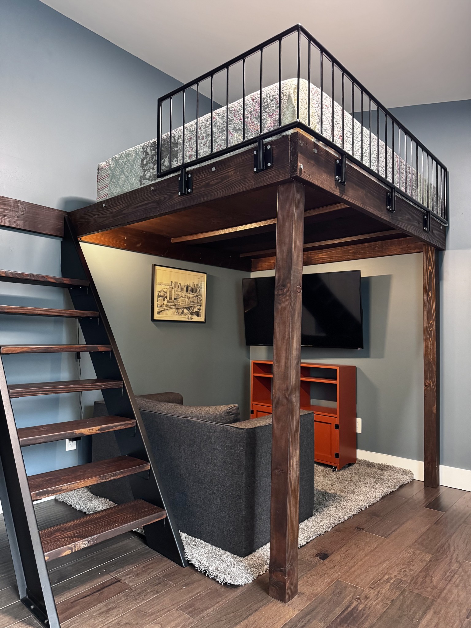 Lawrenceburg, Tennessee, 38464, United States, 3 Bedrooms Bedrooms, ,2 BathroomsBathrooms,Residential,For Sale,1988377