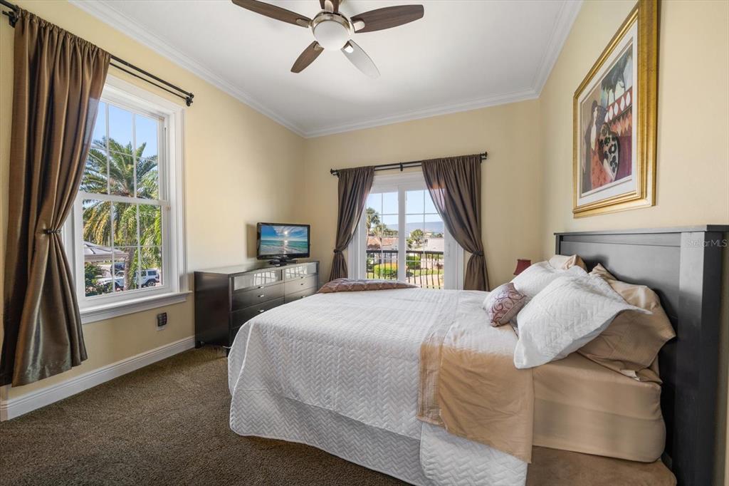 Largo, Florida, 33770, United States, 5 Bedrooms Bedrooms, ,4 BathroomsBathrooms,Residential,For Sale,2002964