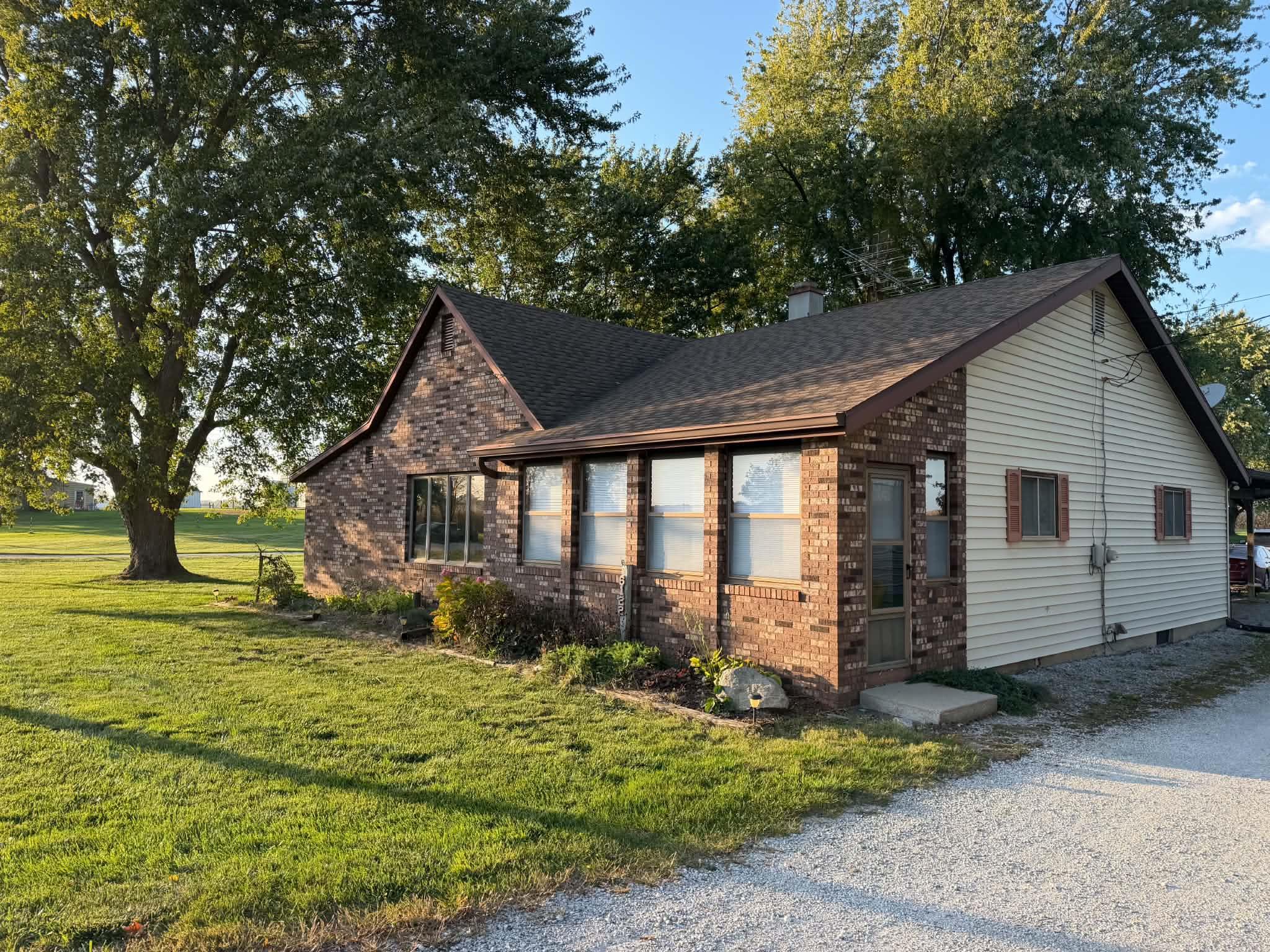 State Road 14 , Rochester, IN 46975