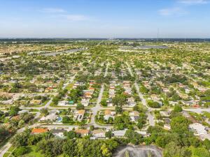 North Miami Beach, Florida, 33179, United States, 4 Bedrooms Bedrooms, ,2 BathroomsBathrooms,Residential,For Sale,1988572