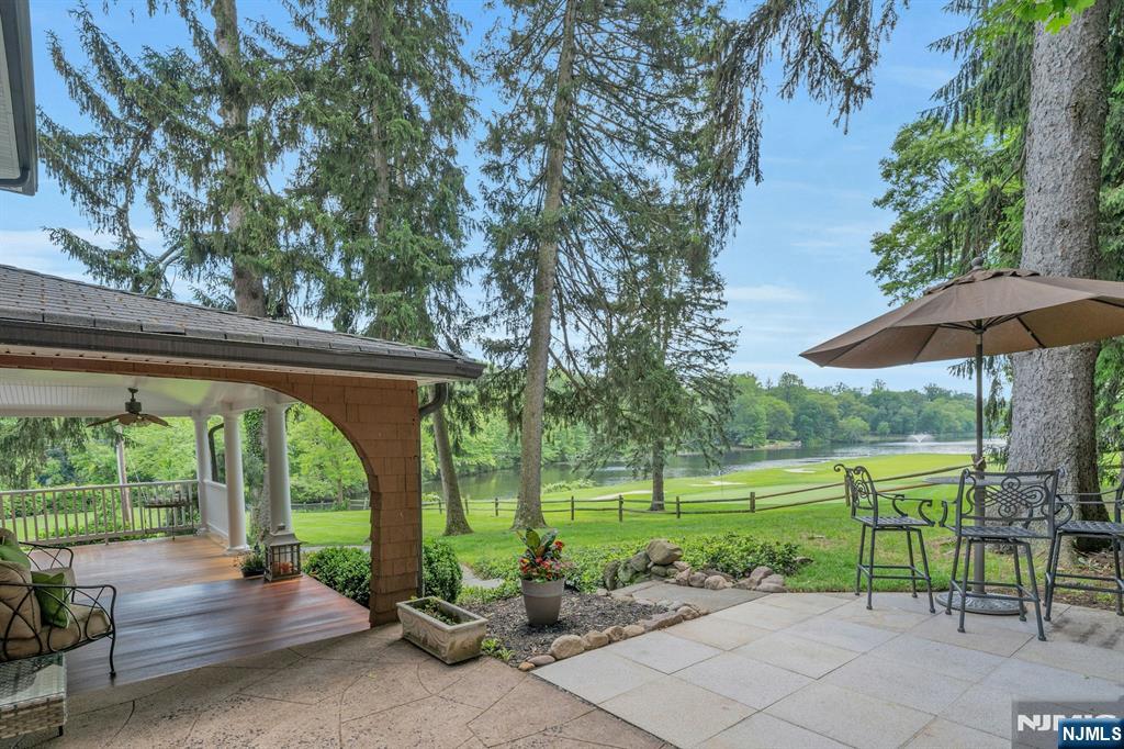 Ramsey, New Jersey, 07446, United States, 6 Bedrooms Bedrooms, ,5 BathroomsBathrooms,Residential,For Sale,1847263