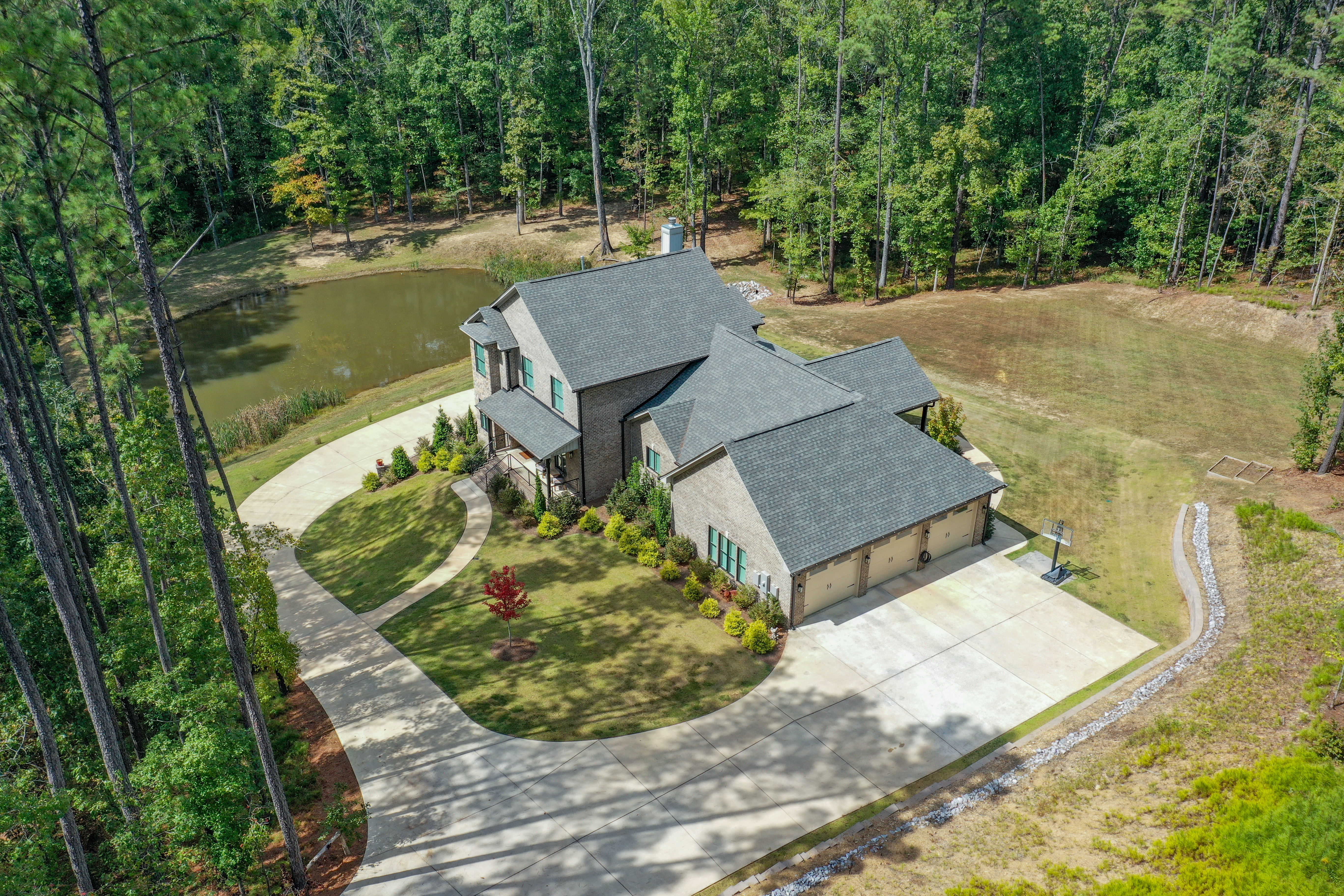 Helena, Alabama, 35080, United States, 5 Bedrooms Bedrooms, ,5 BathroomsBathrooms,Residential,For Sale,1979427