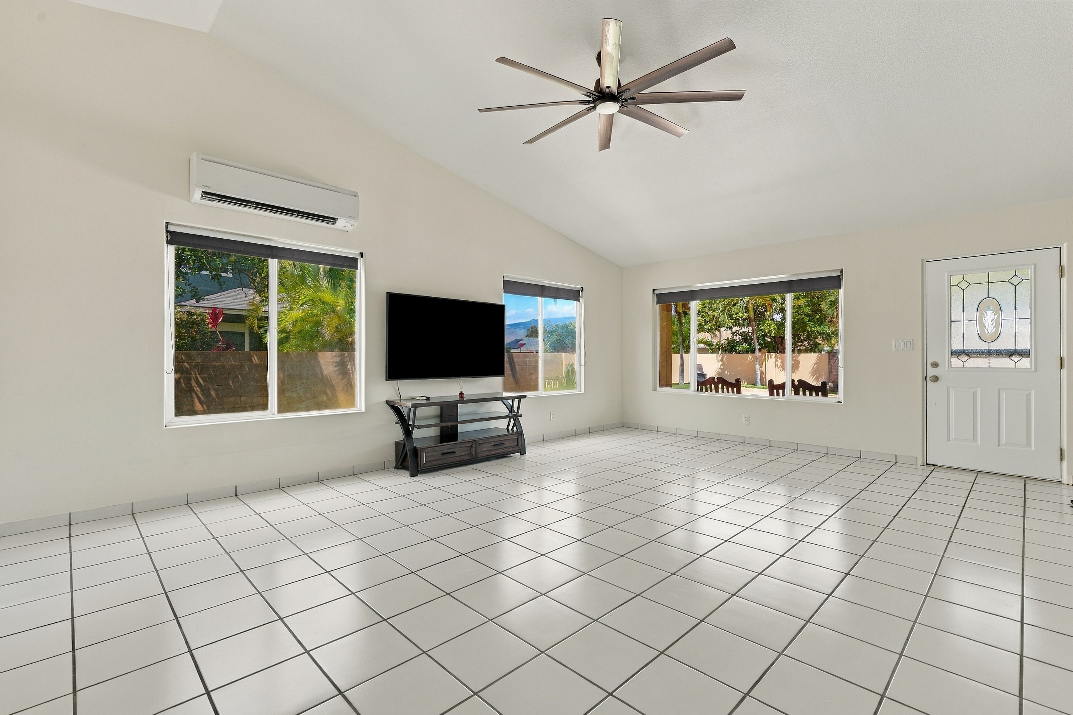  Spacious 5-Bedroom Home in Ka Ono Ulu Estates - 物件實景