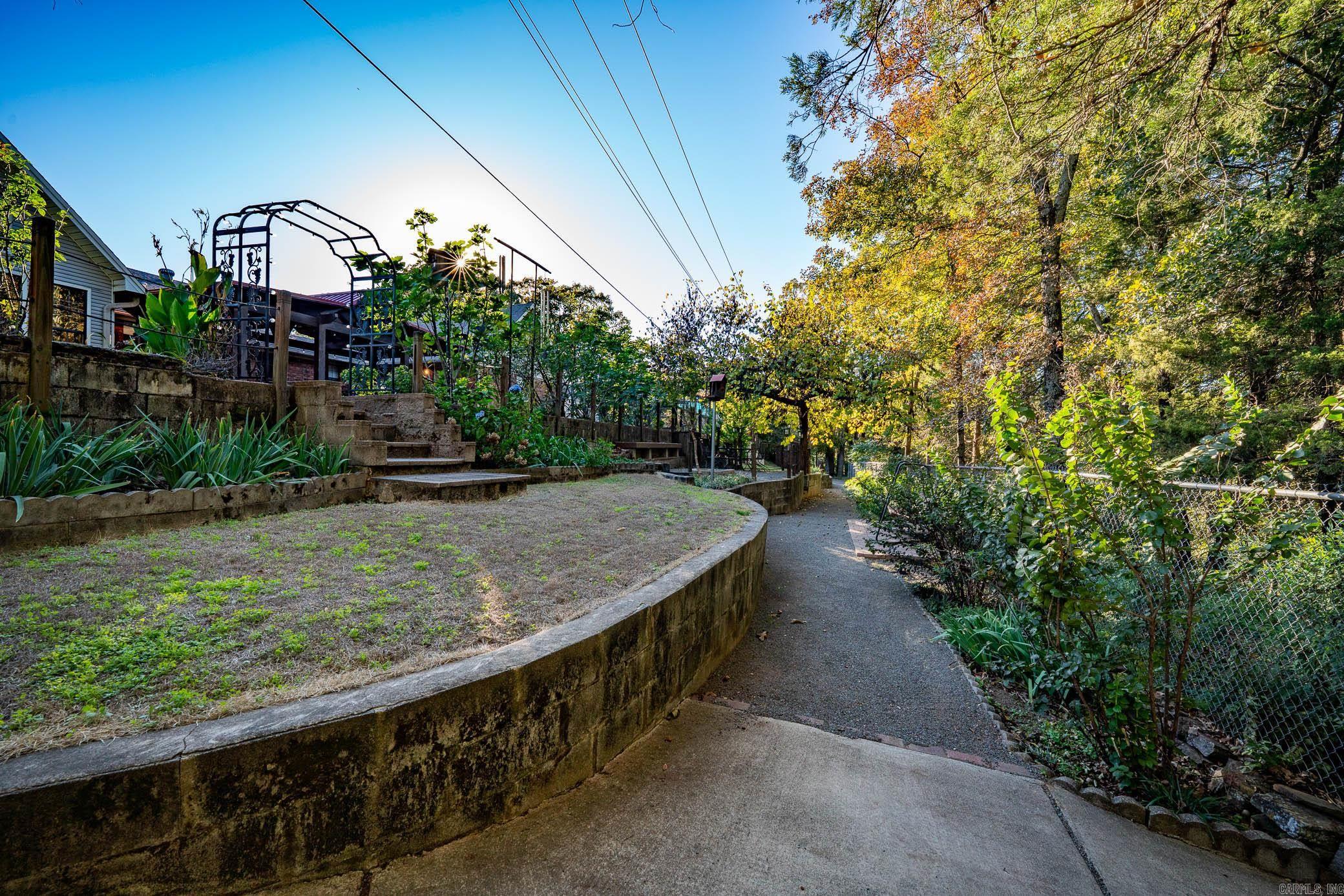 Conway, Arkansas, 72032, United States, 4 Bedrooms Bedrooms, ,2 BathroomsBathrooms,Residential,For Sale,1988204