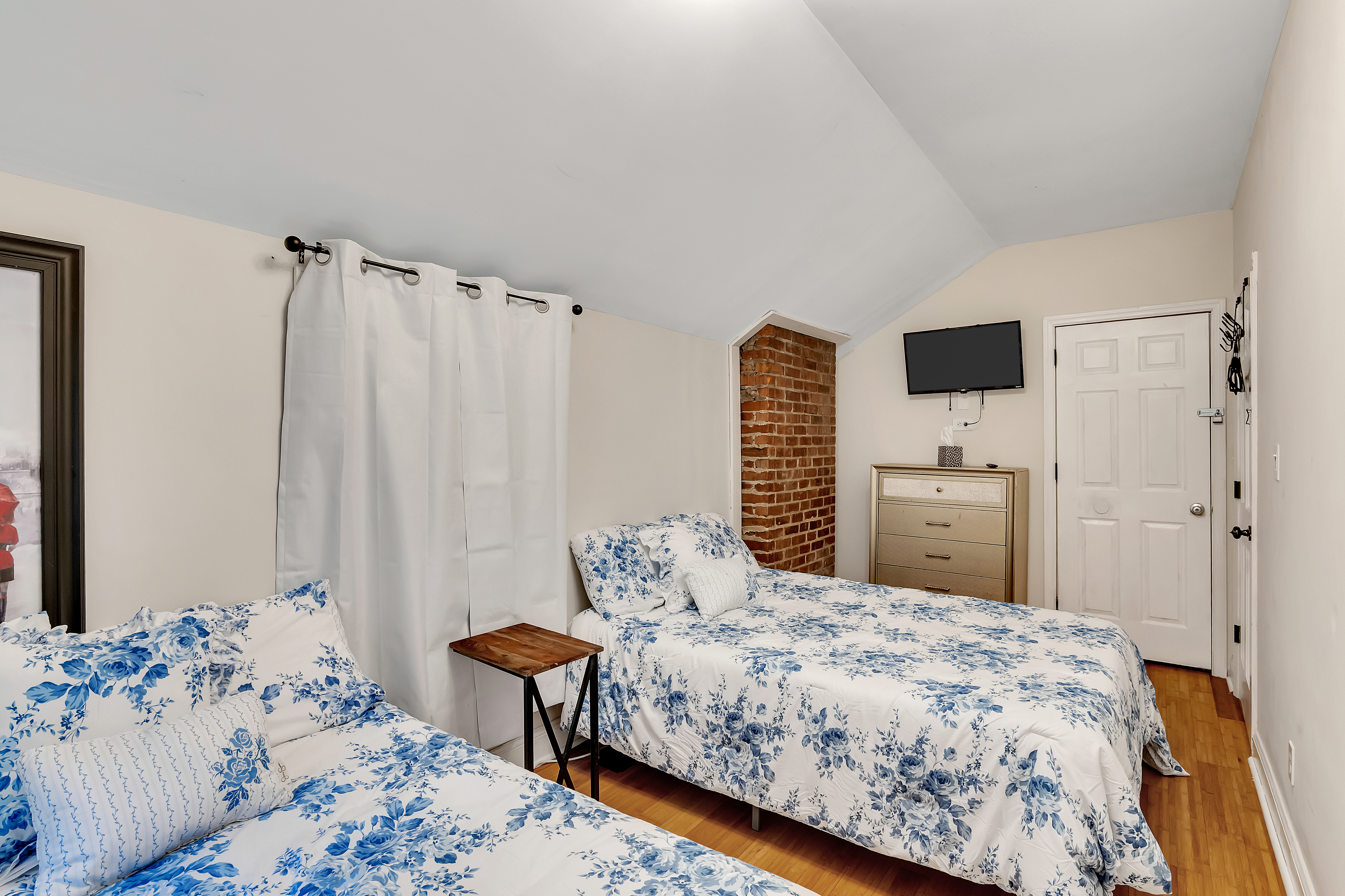  46 Seneca Road, Sand Lake, NY, 12196 - 物件實景