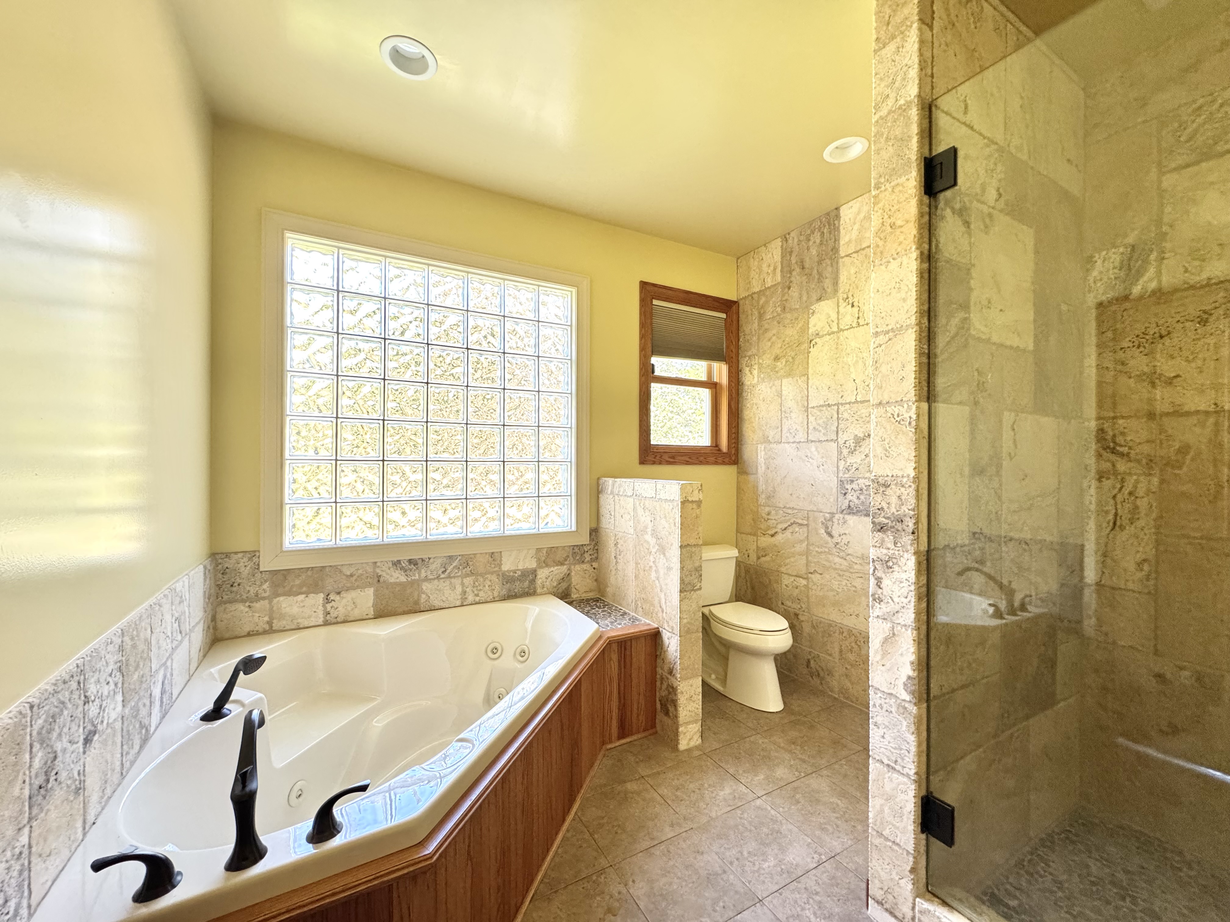 Catskill, New York, 12414, United States, 4 Bedrooms Bedrooms, ,3 BathroomsBathrooms,Residential,For Sale,1977487