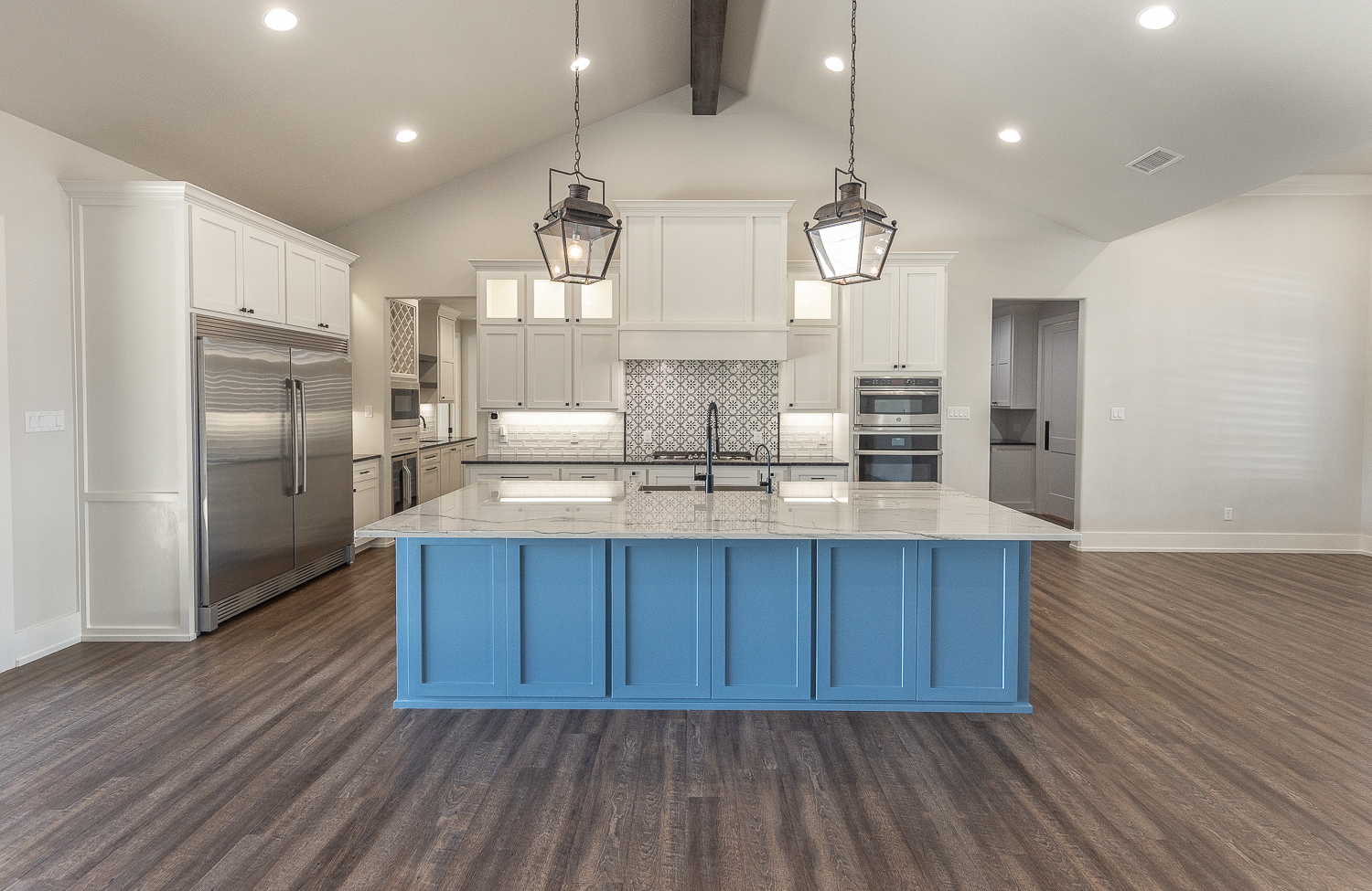 Lubbock, Texas, 79424, United States, 4 Bedrooms Bedrooms, ,5 BathroomsBathrooms,Residential,For Sale,1901517