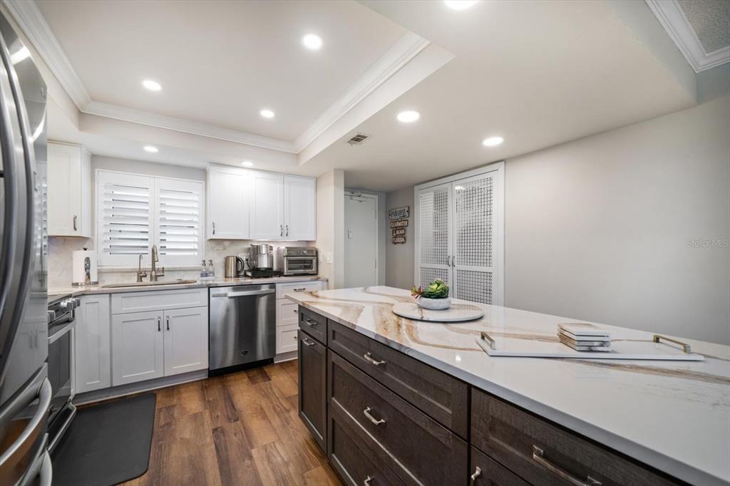 Clearwater Beach, Florida, 33767, United States, 2 Bedrooms Bedrooms, ,2 BathroomsBathrooms,Residential,For Sale,1912090