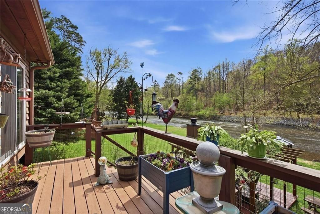 Ellijay, Georgia, 30540, United States, 3 Bedrooms Bedrooms, ,3 BathroomsBathrooms,Residential,For Sale,2036628