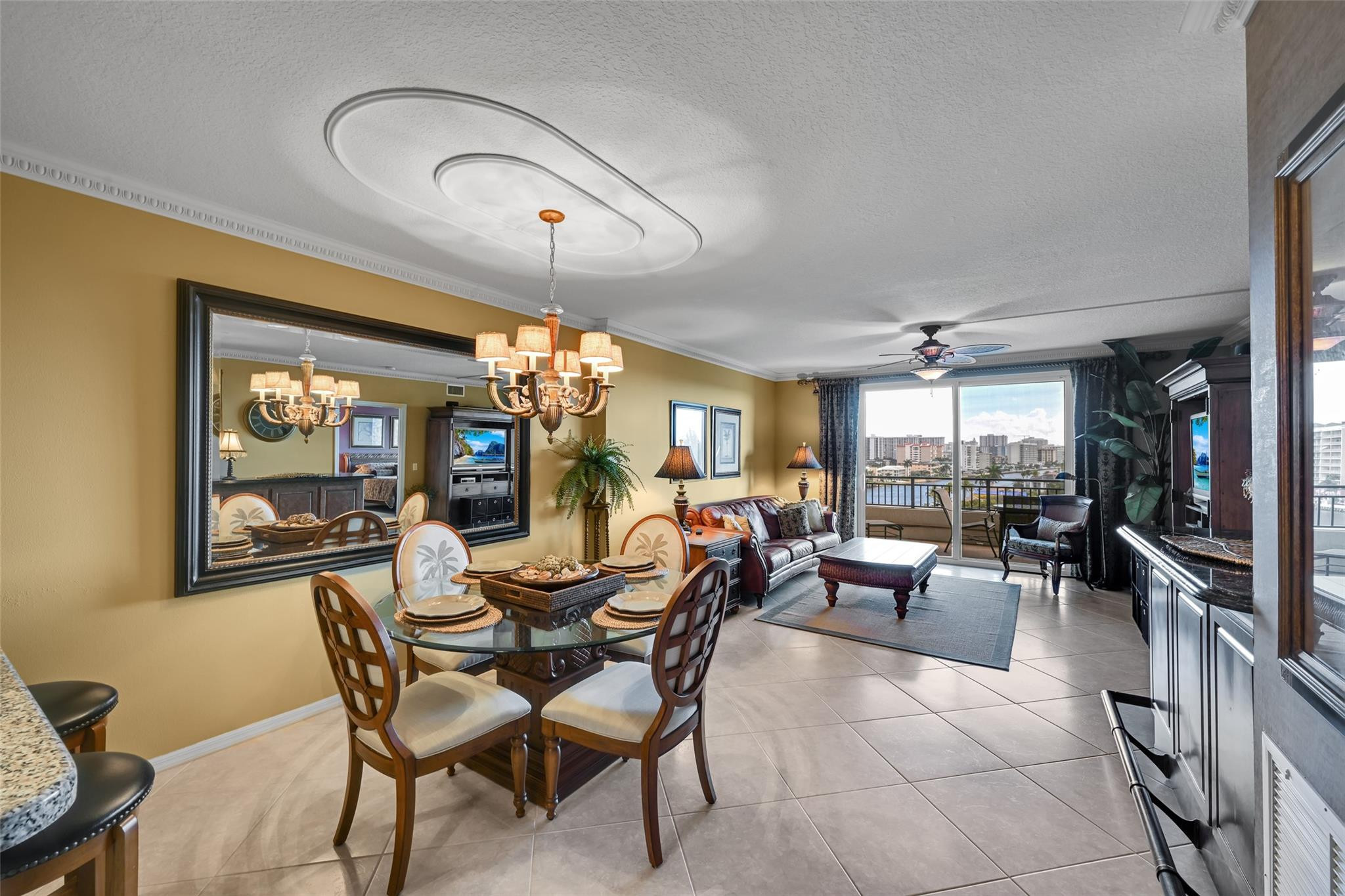 Pompano Beach, Florida, 33062, United States, 2 Bedrooms Bedrooms, ,3 BathroomsBathrooms,Residential,For Sale,2024404