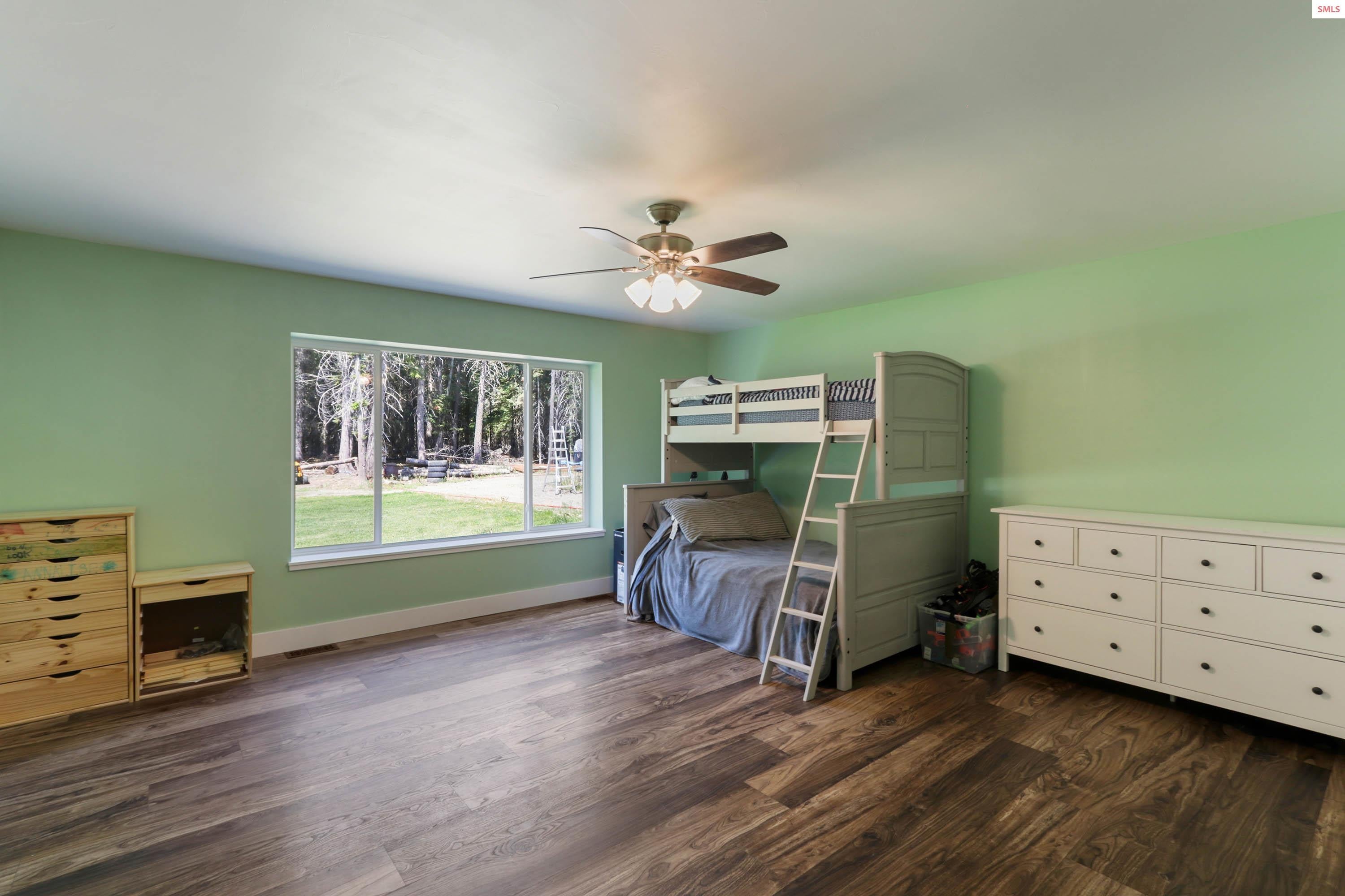 Priest River, Idaho, 83856, United States, 4 Bedrooms Bedrooms, ,Residential,For Sale,2025404