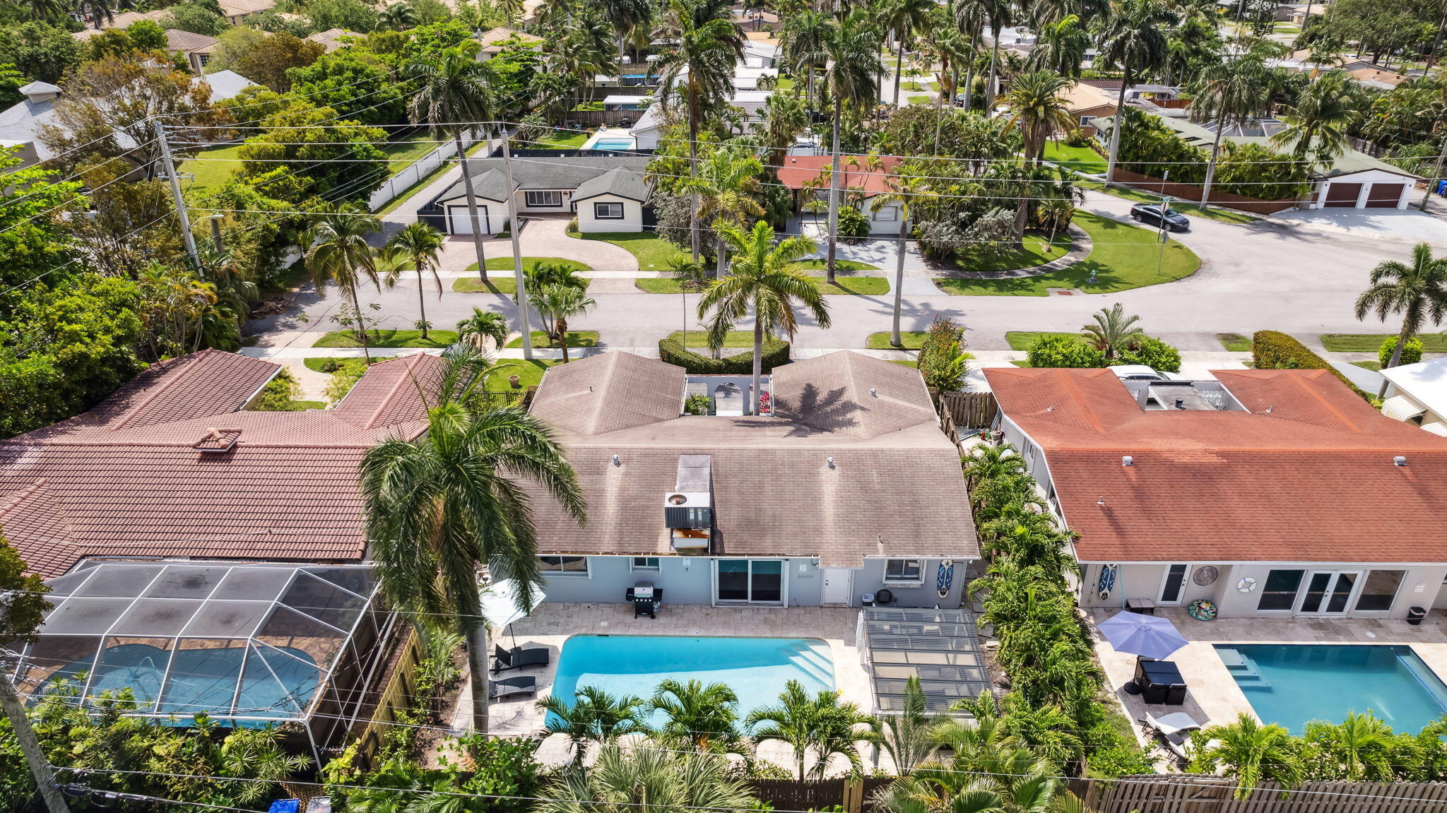 Hollywood, Florida, 33019, United States, 4 Bedrooms Bedrooms, ,3 BathroomsBathrooms,Residential,For Sale,1934699