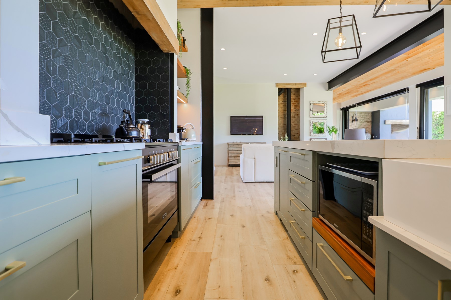  Modern home - Twin Rivers Estate - 物件實景