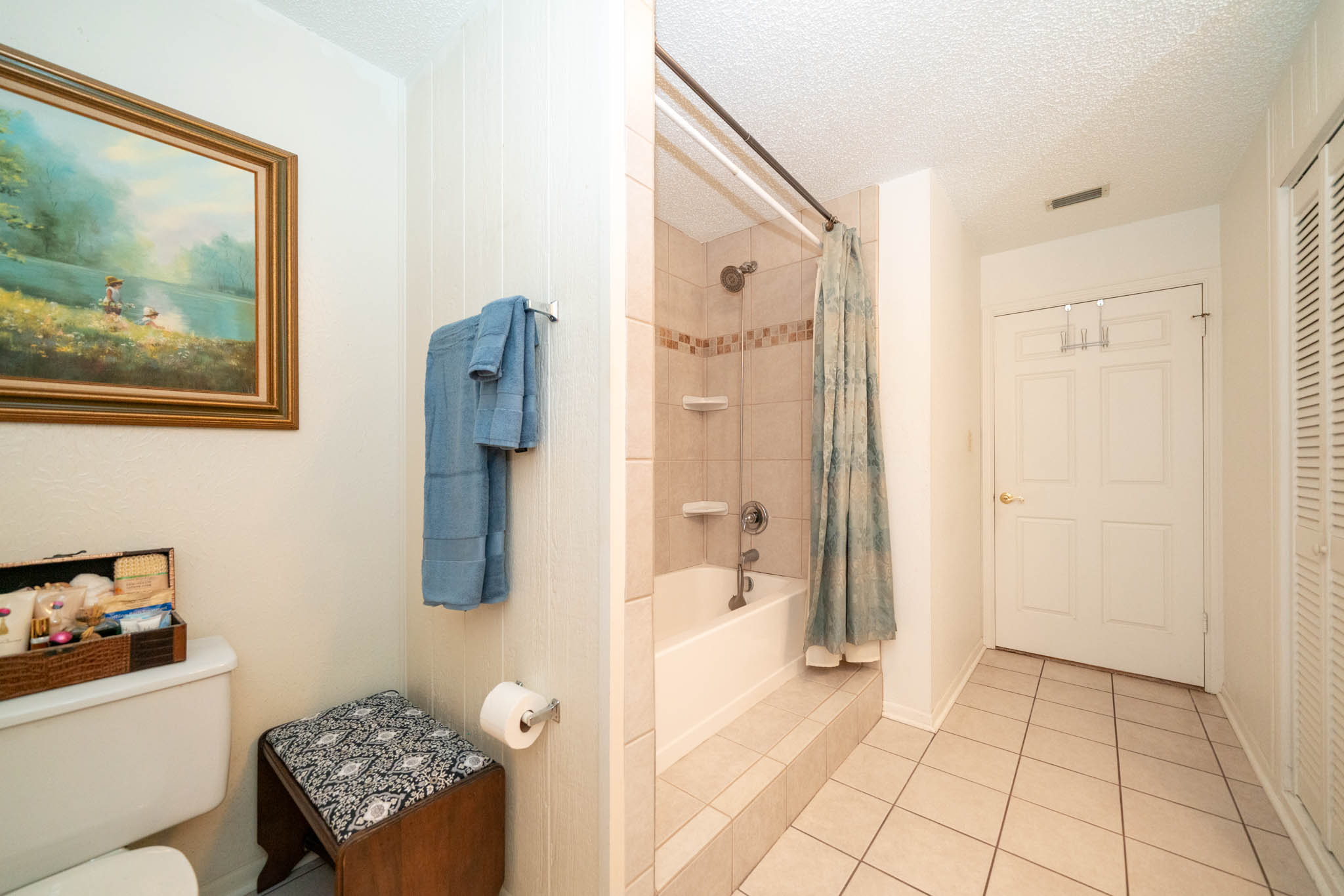 Jacksonville, Texas, 75766, United States, 4 Bedrooms Bedrooms, ,2 BathroomsBathrooms,Residential,For Sale,1974888