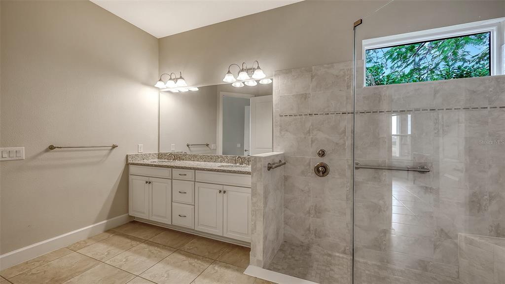 Sarasota, Florida, 34231, United States, 2 Bedrooms Bedrooms, ,3 BathroomsBathrooms,Residential,For Sale,2002128