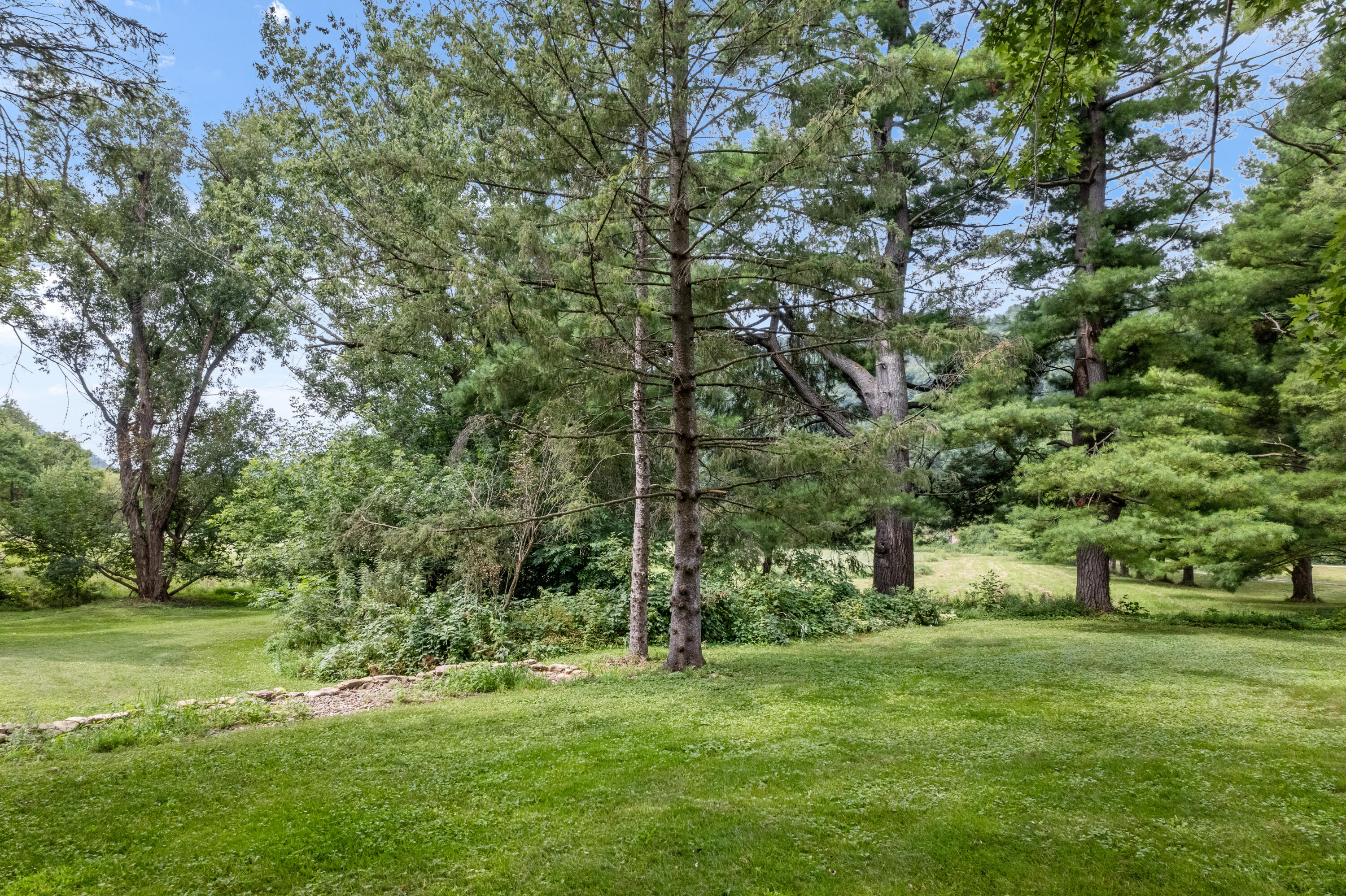 Homer, Minnesota, 55987, United States, 5 Bedrooms Bedrooms, ,3 BathroomsBathrooms,Residential,For Sale,1914657