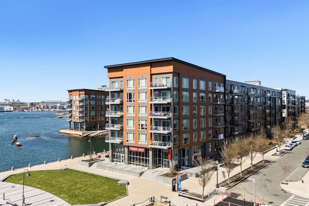 Boston, Massachusetts, 02128, United States, 2 Bedrooms Bedrooms, ,2 BathroomsBathrooms,Residential,For Sale,1780630