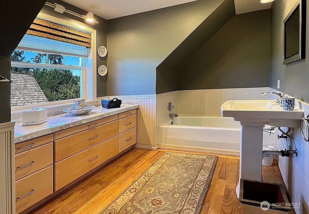 Oak Harbor, Washington, 98277, United States, 3 Bedrooms Bedrooms, ,2 BathroomsBathrooms,Residential,For Sale,1982264