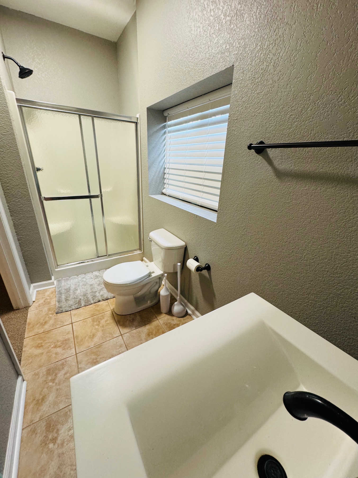 Friendsville, Tennessee, 37737, United States, 3 Bedrooms Bedrooms, ,4 BathroomsBathrooms,Residential,For Sale,1962671