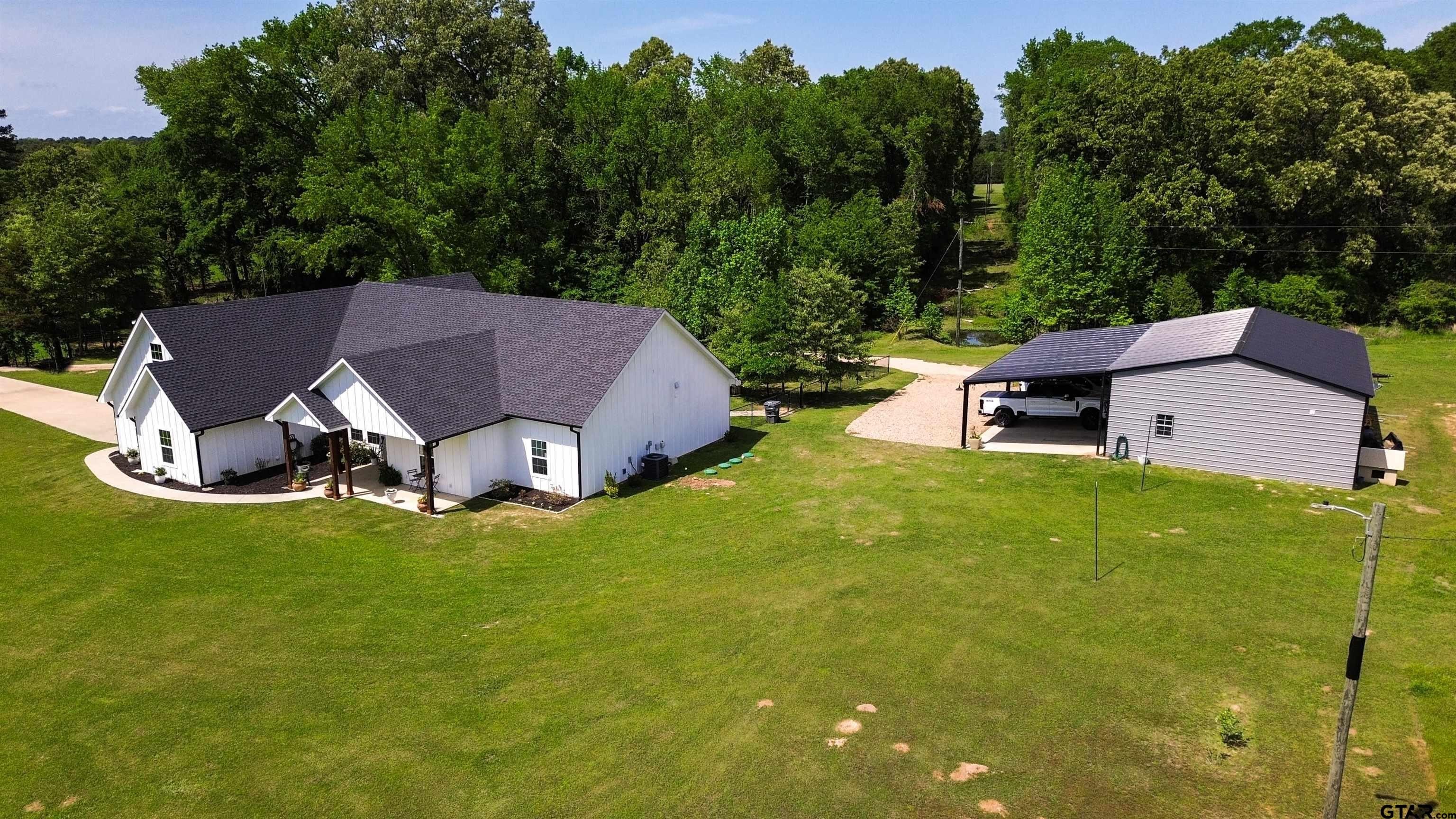 Pittsburg, Texas, 75686, United States, 4 Bedrooms Bedrooms, ,3 BathroomsBathrooms,Residential,For Sale,1943296