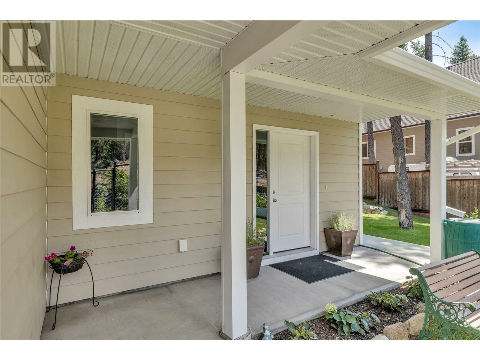 KELOWNA, British Columbia, V1Z 3W6, CA, 5 Bedrooms Bedrooms, ,3 BathroomsBathrooms,Residential,For Sale,1838987