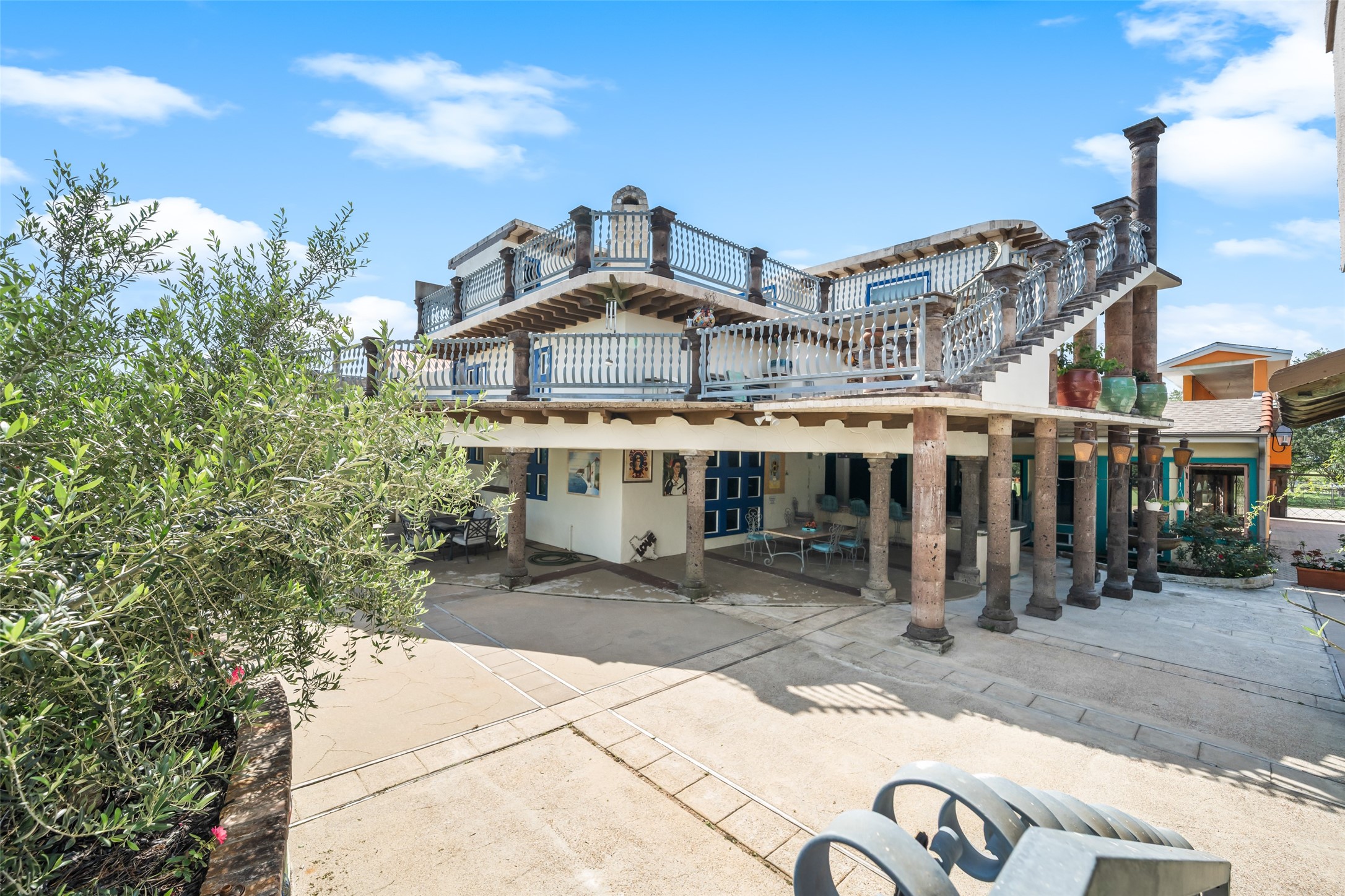  614 Pine Gully Road - 物件實景