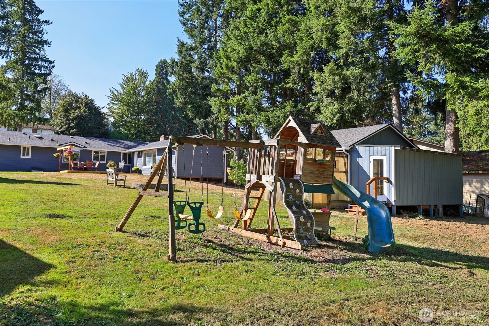 Snohomish, Washington, 98290, United States, 3 Bedrooms Bedrooms, ,1 BathroomBathrooms,Residential,For Sale,1947981