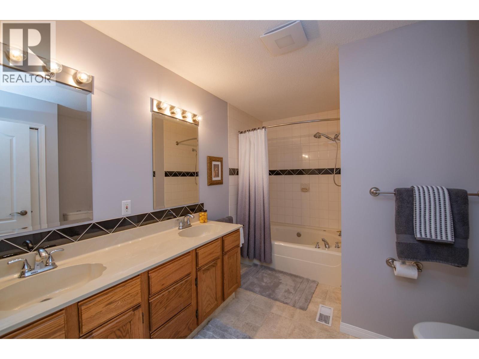 VERNON, British Columbia, V1B 3K4, CA, 3 Bedrooms Bedrooms, ,2 BathroomsBathrooms,Residential,For Sale,1949624