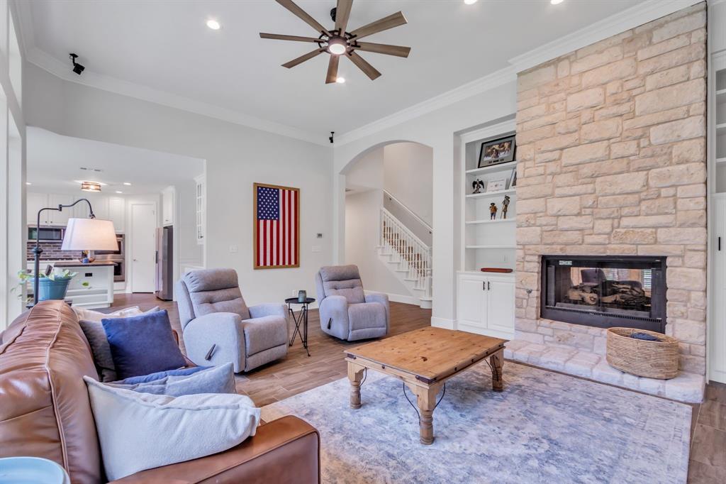 Flower Mound, Texas, 75022, United States, 5 Bedrooms Bedrooms, ,5 BathroomsBathrooms,Residential,For Sale,1895072