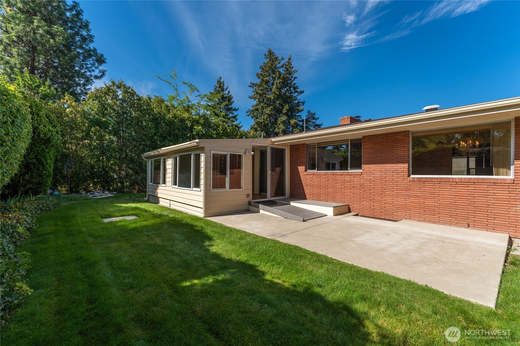 East Wenatchee, Washington, 98802, United States, 3 Bedrooms Bedrooms, ,Residential,For Sale,1908780