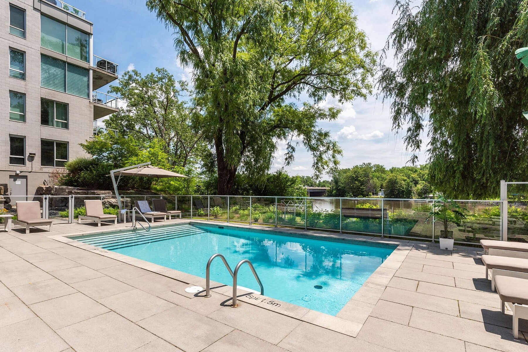  Boisbriand, Laurentides - 物件實景