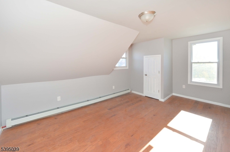 Paterson City, New Jersey, 07504, United States, 10 Bedrooms Bedrooms, ,3 BathroomsBathrooms,Residential,For Sale,1988111