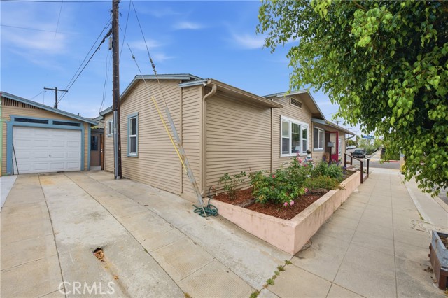 San Diego, California, 92104, United States, 3 Bedrooms Bedrooms, ,4 BathroomsBathrooms,Residential,For Sale,2033583