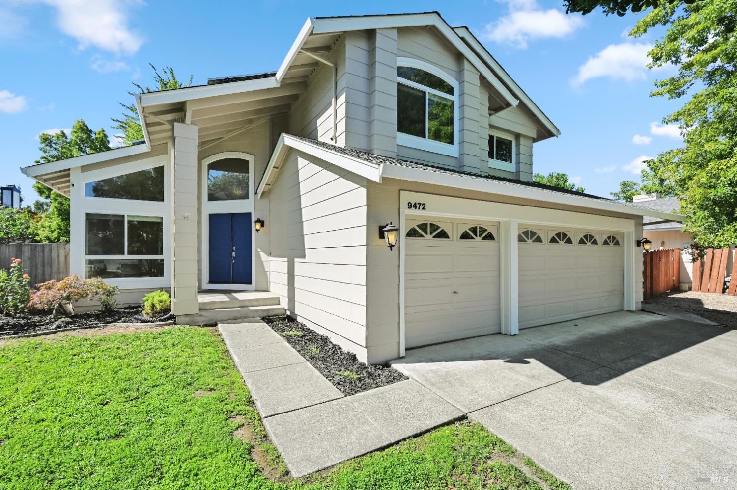 Windsor, California, 95492, United States, 4 Bedrooms Bedrooms, ,3 BathroomsBathrooms,Residential,For Sale,1926215