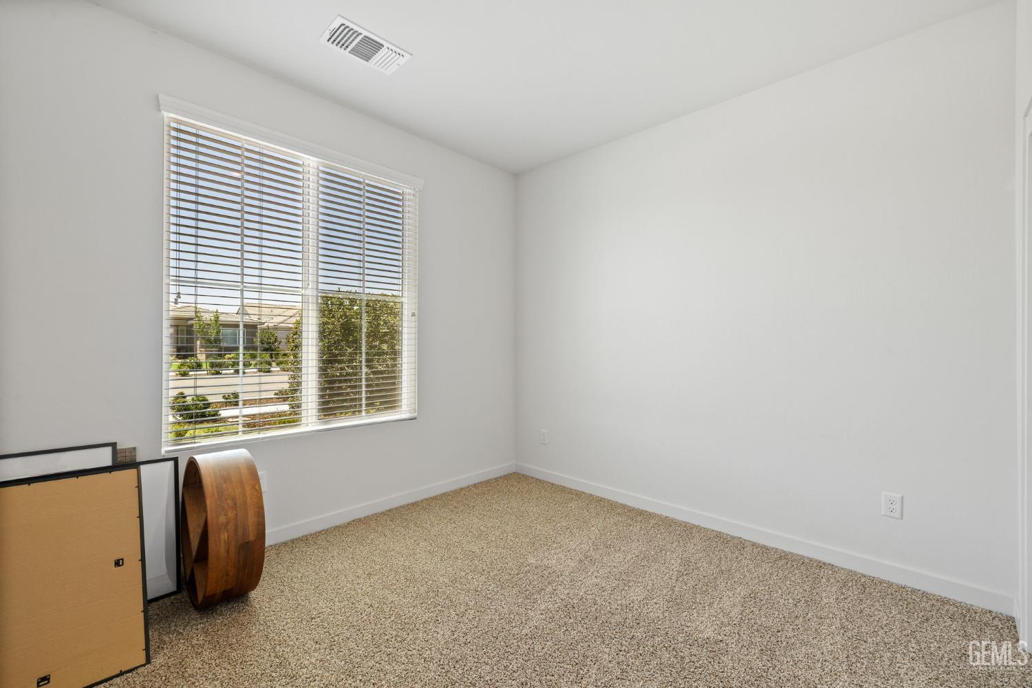 Bakersfield, California, 93311, United States, 5 Bedrooms Bedrooms, ,3 BathroomsBathrooms,Residential,For Sale,1908914