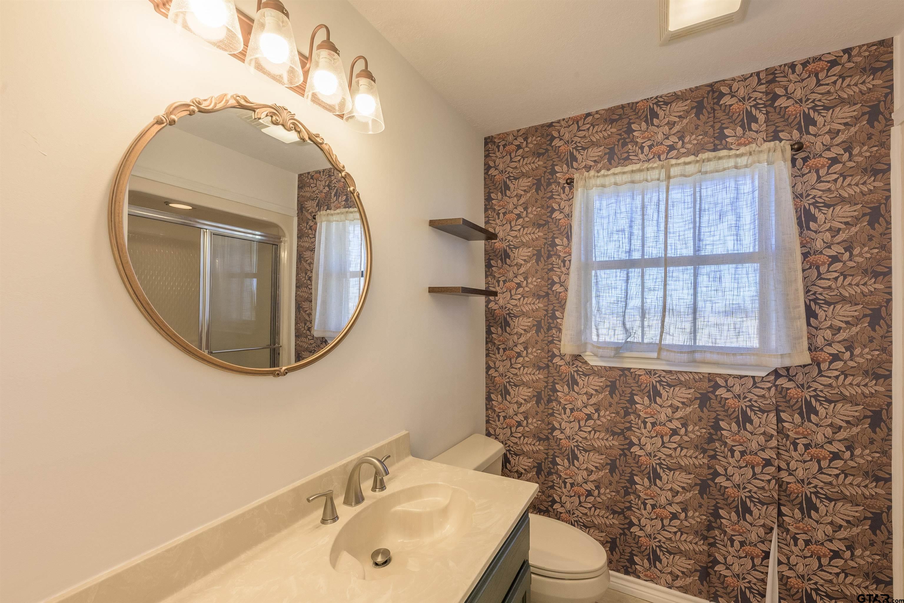 Mineola, Texas, 75773, United States, 3 Bedrooms Bedrooms, ,2 BathroomsBathrooms,Residential,For Sale,1754038