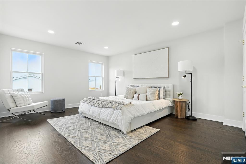 North Arlington, New Jersey, 07031, United States, 2 Bedrooms Bedrooms, ,2 BathroomsBathrooms,Residential,For Sale,2009077