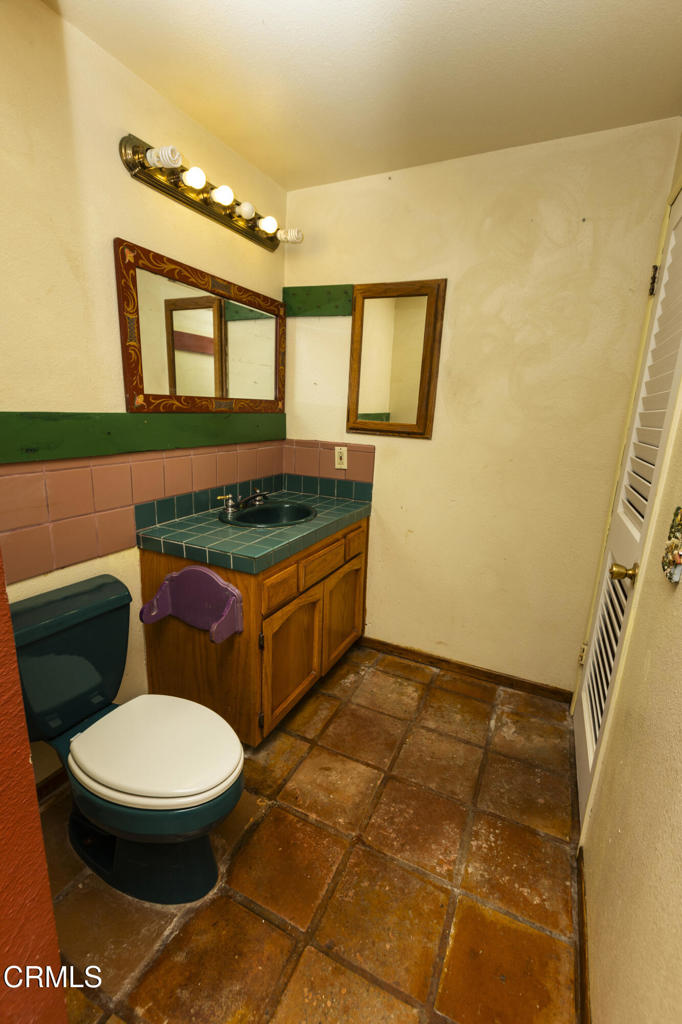 Oxnard, California, 93035, United States, 2 Bedrooms Bedrooms, ,1 BathroomBathrooms,Residential,For Sale,2048022