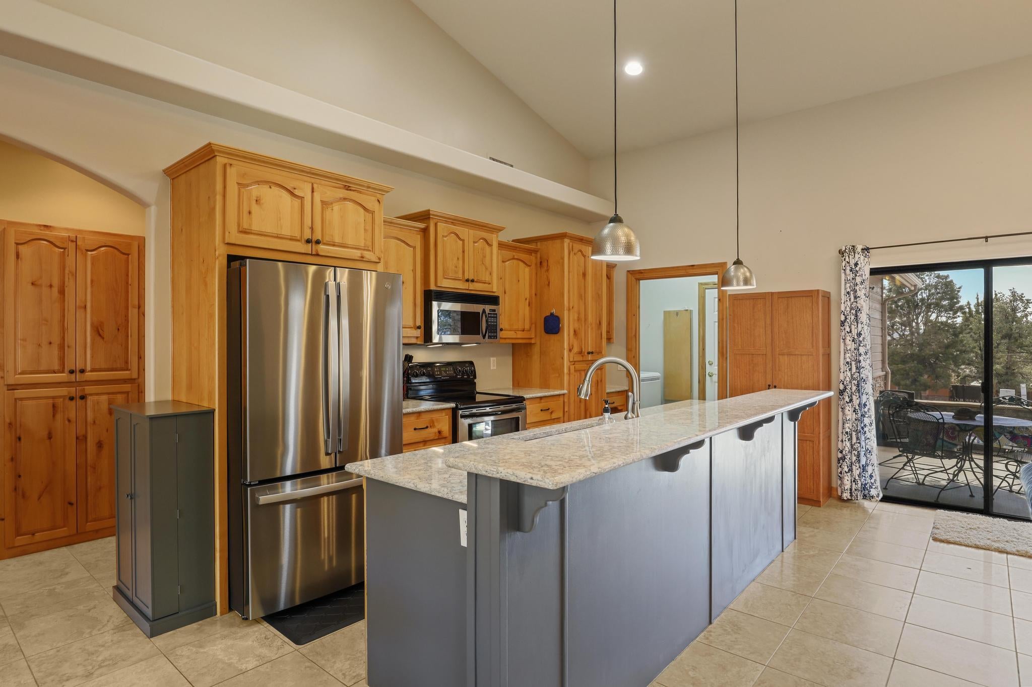 Payson, Arizona, 85541, United States, 3 Bedrooms Bedrooms, ,Residential,For Sale,1729248