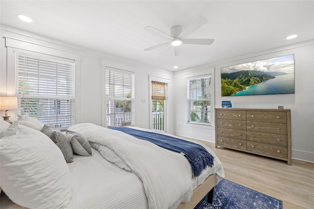 Dunedin, Florida, 34698, United States, 3 Bedrooms Bedrooms, ,3 BathroomsBathrooms,Residential,For Sale,1939118