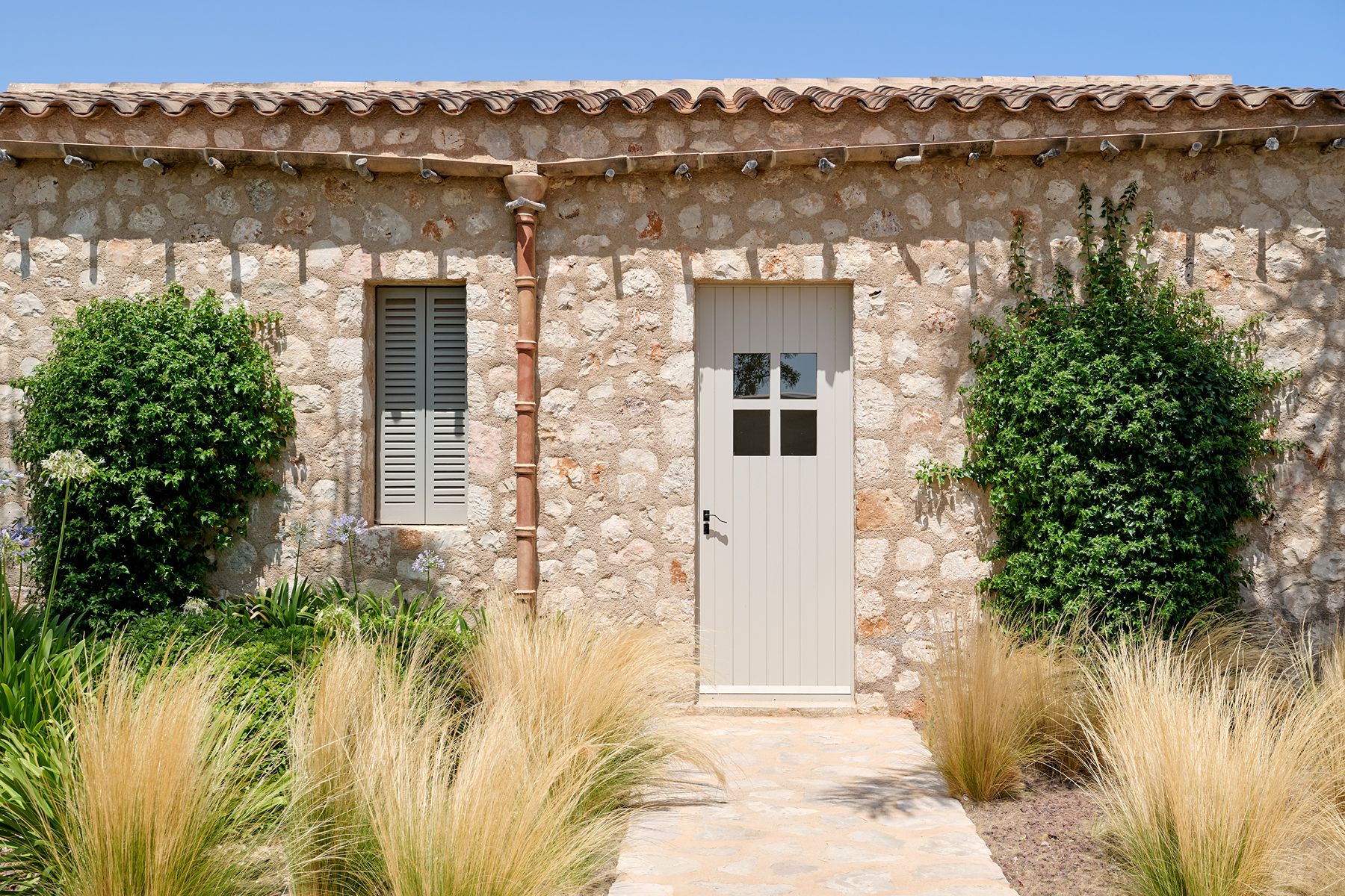  Mallorcan estate with pool and sea views in Portocolom, Mallorca - 物件實景